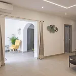 Lemon House